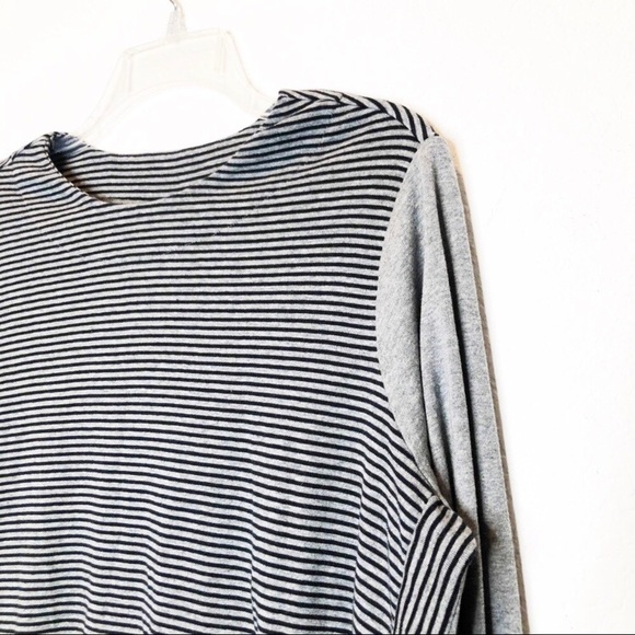 🎉HP🎉J. JILL Perfect Puma Top - Picture 3 of 8